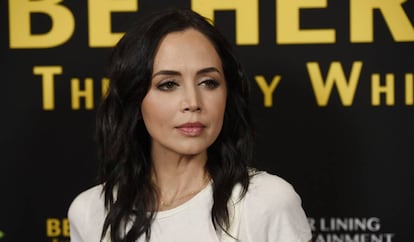 La actriz Eliza Dushku en el estreno de 'Be Here Now (The Andy Whitfield Story)' en California.
