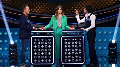 Una imagen del primer programa de 'Family Feud: la batalla de los famosos'