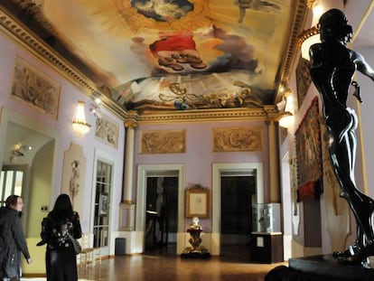 Sala noble del teatro-museo de Salvador Dalí en Figueres.