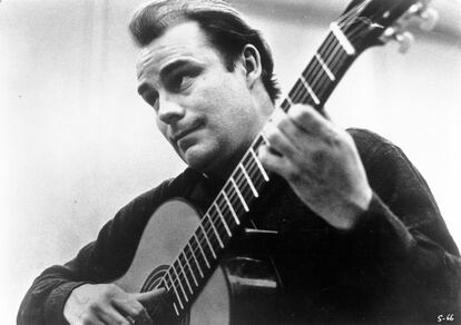 El guitarrista Julian Bream, en una imagen en torno a 1970.