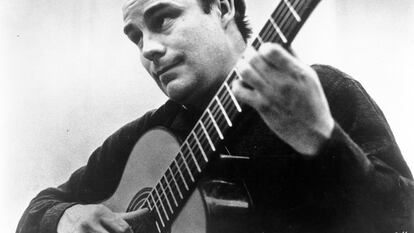 El guitarrista Julian Bream, en una imagen en torno a 1970.