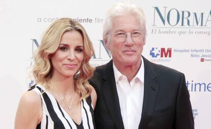 La empresaria española Alejandra Silva y el actor estadounidense Richard Gere.