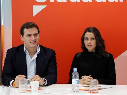 De izquierda a derecha, Albert Rivera, Inés Arrimadas y Toni Roldán, el pasado lunes.