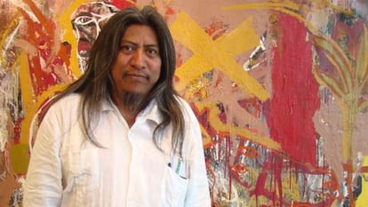 El artista oaxaqueño Alejandro Santiago.