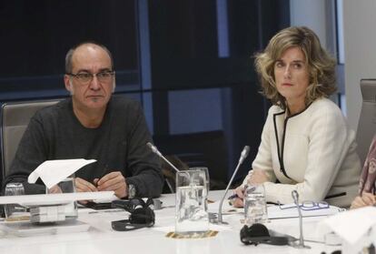 Martin Garitano, junto a la directora de Derechos Humanos de Gipuzkoa, Marina Bidasoro.