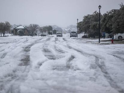 Tres días sin electricidad en Texas, en imágenes