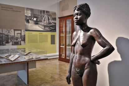 Una sala de la exposición de Valencia sobre la imagen gráfica de la población negra.