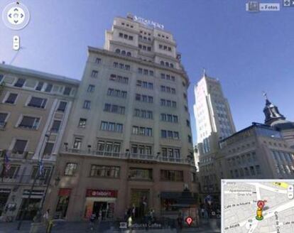 Imagen de Google Street View del edificio en la madrileña calle Alcalá 21, donde se ha clausurado una torre por alta contaminación de legionela.
