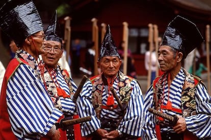 Veteranos samuráis en Nikko (Japón).