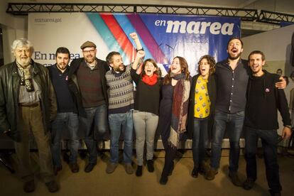 Los candidatos de En Marea celebran los resultados del 20-D.