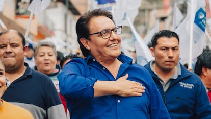 Fernando Villavicencio durante un acto de campaña en Ecuador, en 2023.