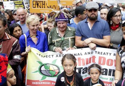 Leonardo DiCaprio (con gorra), en 'La marcha por el clima', celebrada por las calles de Nueva York el pasado septiembre.