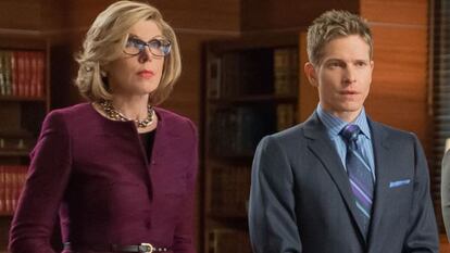 Los actores Christine Baranski y Matt Czuchry, en una imagen de la séptima temporada.