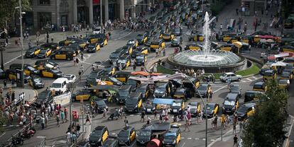 Concentración de taxistas en Barcelona