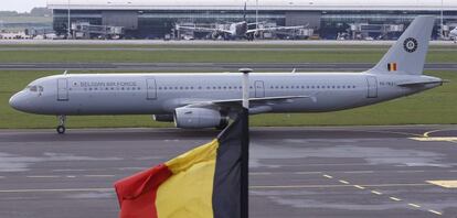 Un avión en el aeropuerto militar de Melsbroek, cerca de Bruselas (Bélgica).