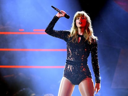 Taylor Swift at a 2018 concert in Los Angeles.