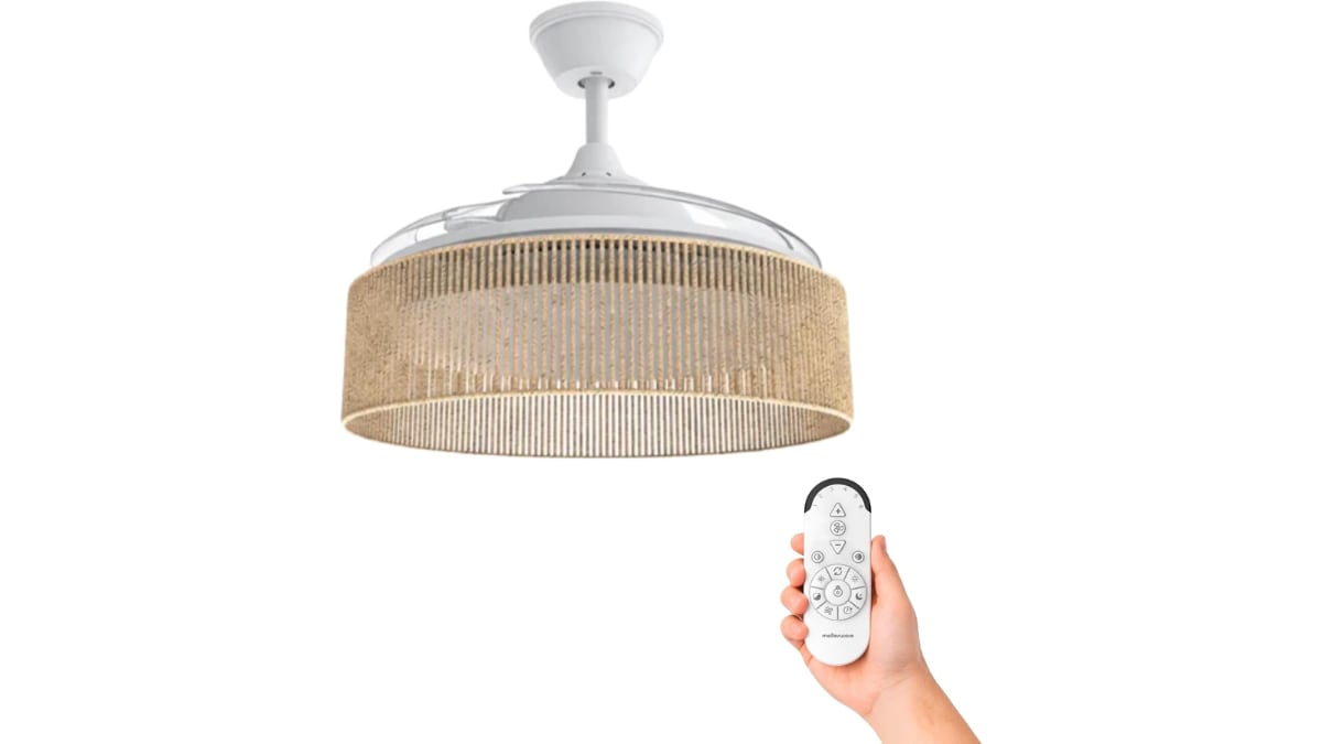 Este ventilador de techo incluye un mando a distancia.