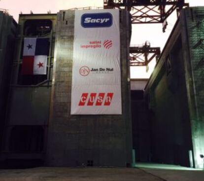 Compuerta instalada por Sacyr en la ampliación del canal de Panamá