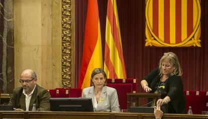 La presidenta del Parlament, Carme Forcadell, durant el ple del dia 27.