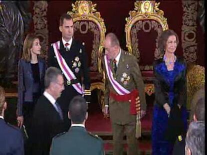 El Rey pide "control de los recursos" en la Pascua Militar