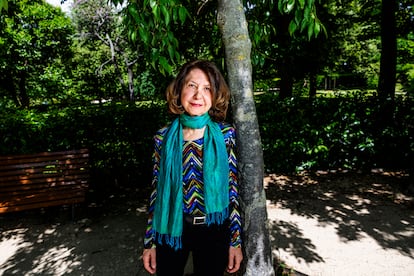 María Victoria Zunzunegui, este martes en el parque del Retiro de Madrid. 