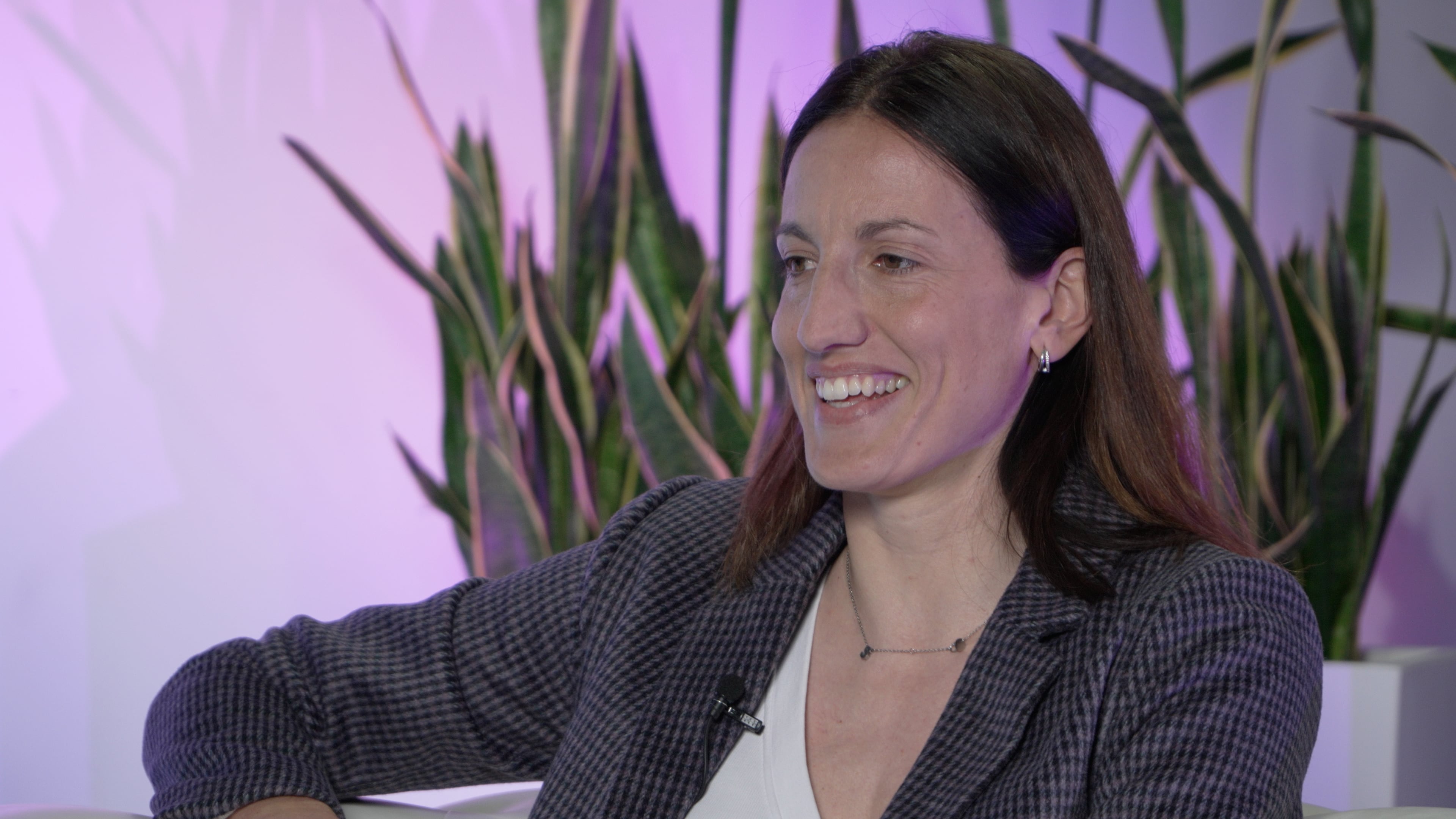 María Pina, exbaloncestista y entrenadora en categorías formativas, durante el curso de Basket Girlz.