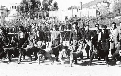 Recruits exercising, January 14, 1938, Barcelona.