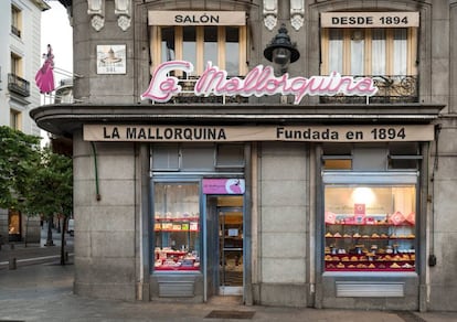 Fachada de La Mallorquina, en la Puerta del Sol.