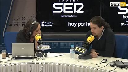 Imagen de Pepa Bueno entrevistando a Pablo Iglesias en el programa &lsquo;Hoy por Hoy&rsquo; de Cadena Ser.