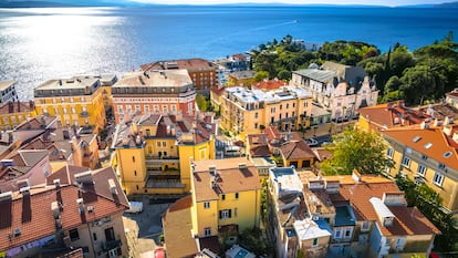 Vista aérea de la ciudad de Opatija, en Croacia.