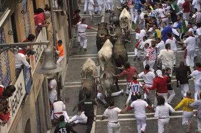 Los toros de la ganadería sevillana han realizado el recorrido en 2 minutos y 5 segundos, el encierro cronometrado más rápido