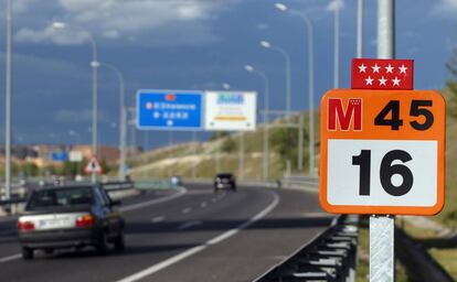 La autopista M-45, una de las arterias principales de Madrid.