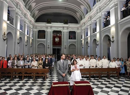 La basílica de Nuestra Señora de Atocha acoge la presentación de los infantes a la Virgen desde que en 1843, la reina Isabel II inauguró esta costumbre.