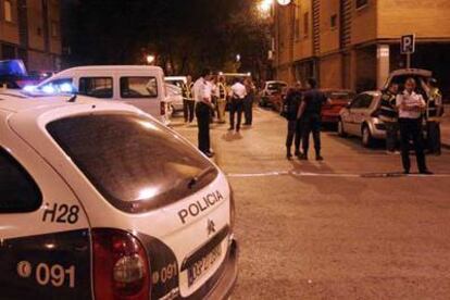 Callejón de Vallecas en el que murió el atracador el jueves por la noche.