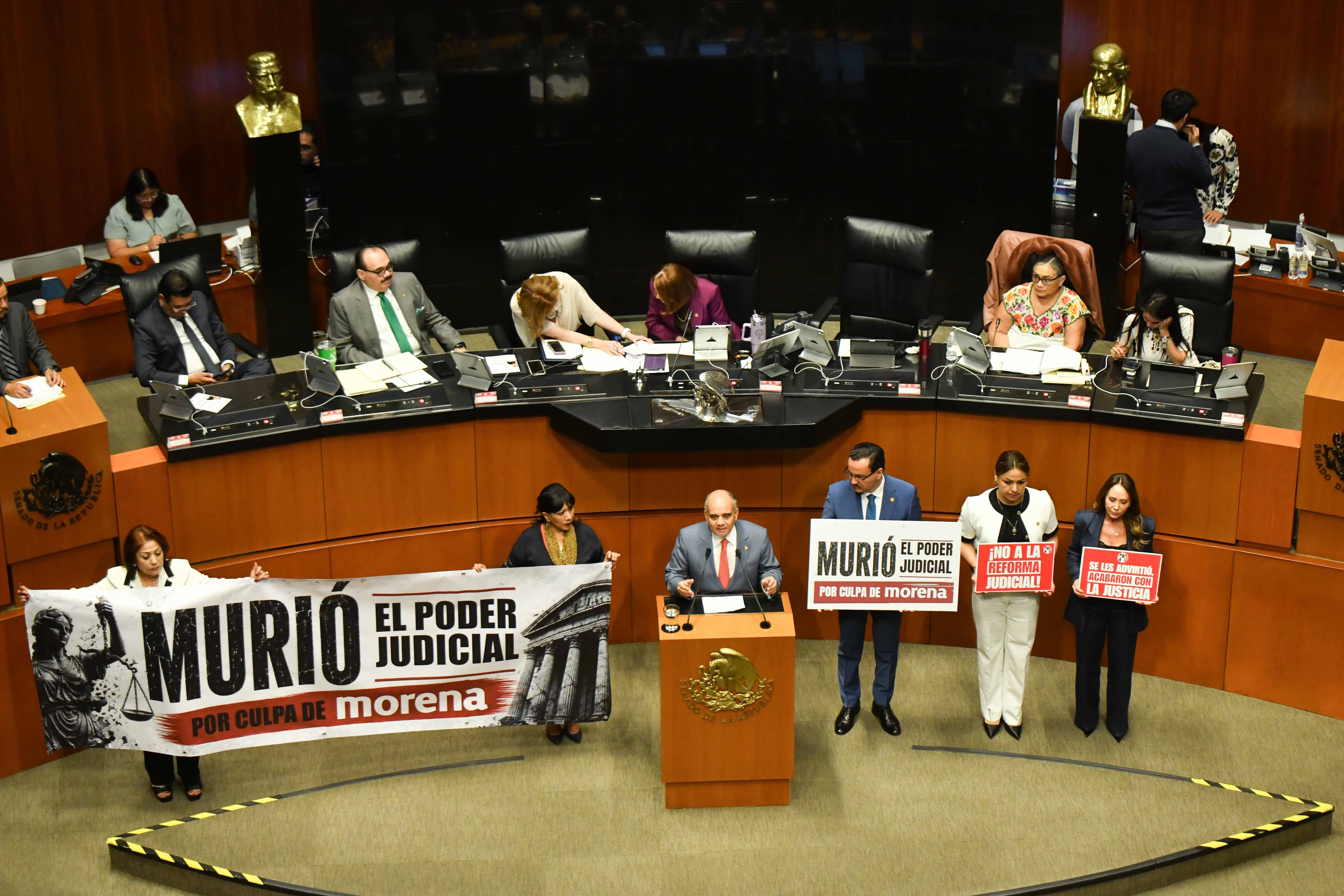 Morena sofoca las resistencias internas y avala en el Senado el “premio” a magistrados electorales