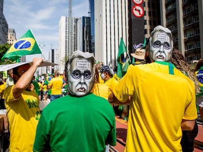Fim do STF e “democracy, yes”. As  contradições do ato pró-Bolsonaro na Paulista