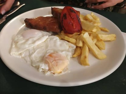 Patats fritas y huevo, la mejor combinación del mundo