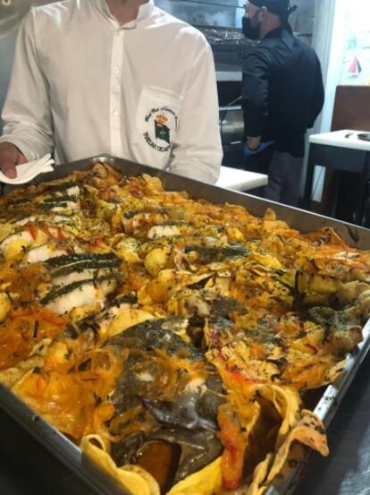 Los pescados son uno de los platos fuertes de la Taberna del Náutico, en Sanxenxo (Pontevedra).