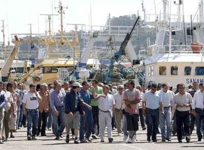Concentración de pescadores en el puerto de Marín (Pontevedra).