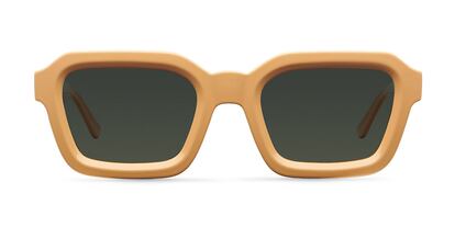 Las gafas de sol Nayah de Meller se inspiran en los años 70 y la forma cuadrada de sus lentes junto con su color amarillo le dan un toque contemporáneo irresistible.

49€

 