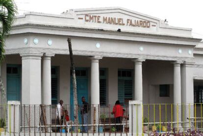 Fachada del hospital psiquiátrico de La Habana, donde 26 personas murieron de frío en enero de 2010.