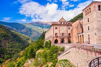 El monasterio de Valvanera, en Anguiano (La Rioja).