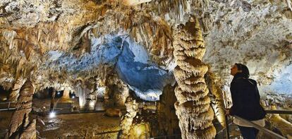 La cueva de Pozalagua, en Karrantza.