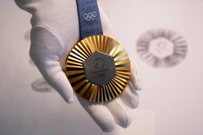 Paris 2024 Olympic gold medal