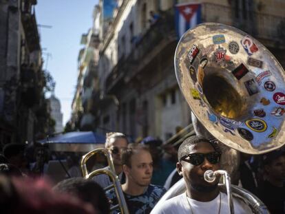 Miembros de The Soul Rebels Band, de Nueva Orleans, en el Festival Jazz Plaza, en La Habana, Cuba, el pasado 15 de enero.