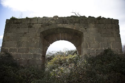 Hace unos cuatro años se derrumbó la fachada norte.