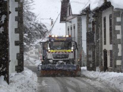 Este martes llega un temporal que dejará mínimas por debajo de los -15º y máximas que apenas superarán los 5º en buena parte de la Península