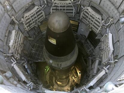 El misil Titan II dentro del silo que se puede visitar en el desierto de Arizona.