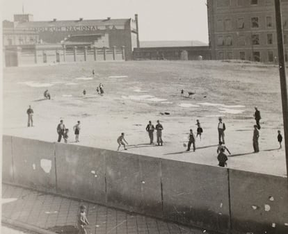 Photograph from the Photographic Archive of Madrid, showing the Yeserías prison and the Miguel de Unamuno high school