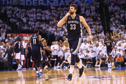 Marc Gasol celebra una canasta ante Oklahoma.